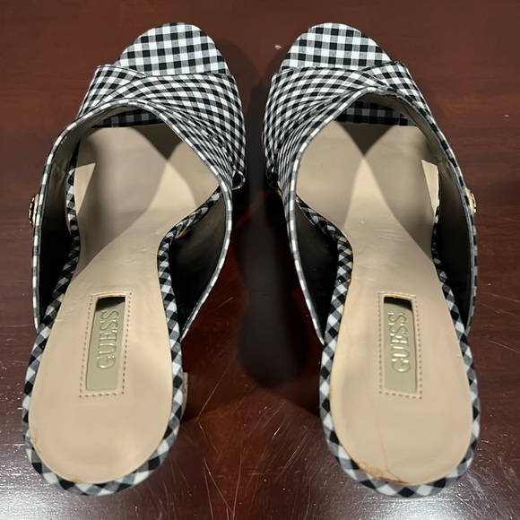 Guess GW-PATRIEN3 Black Multi Fabric Size 7 - Picture 10 of 16